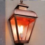 Buitenlamp met sensor: slimme verlichting voor elke tuin