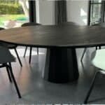 Zwarte Ronde Eettafel: Stijlvol, Praktisch en Tijdloos