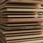 Leer alles over multiplex platen en de verschillen tussen berken okoume en watervast